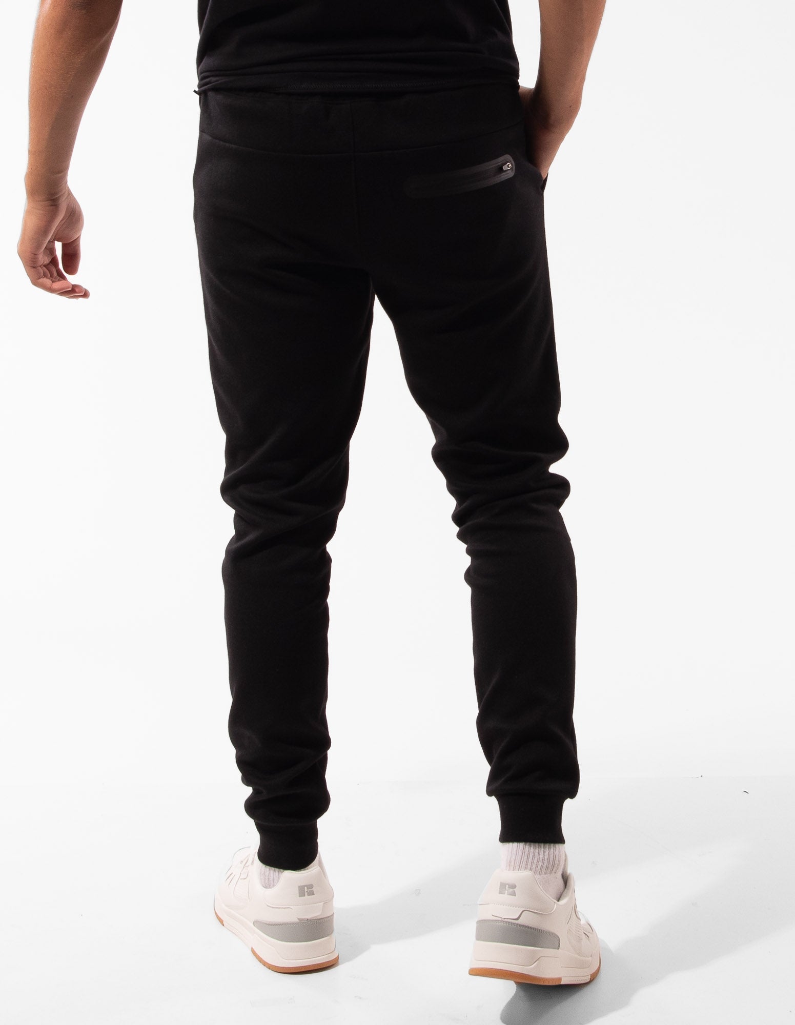 Russell Athletic Australia Men's Typhoon Track Pant - Black True Since 1902