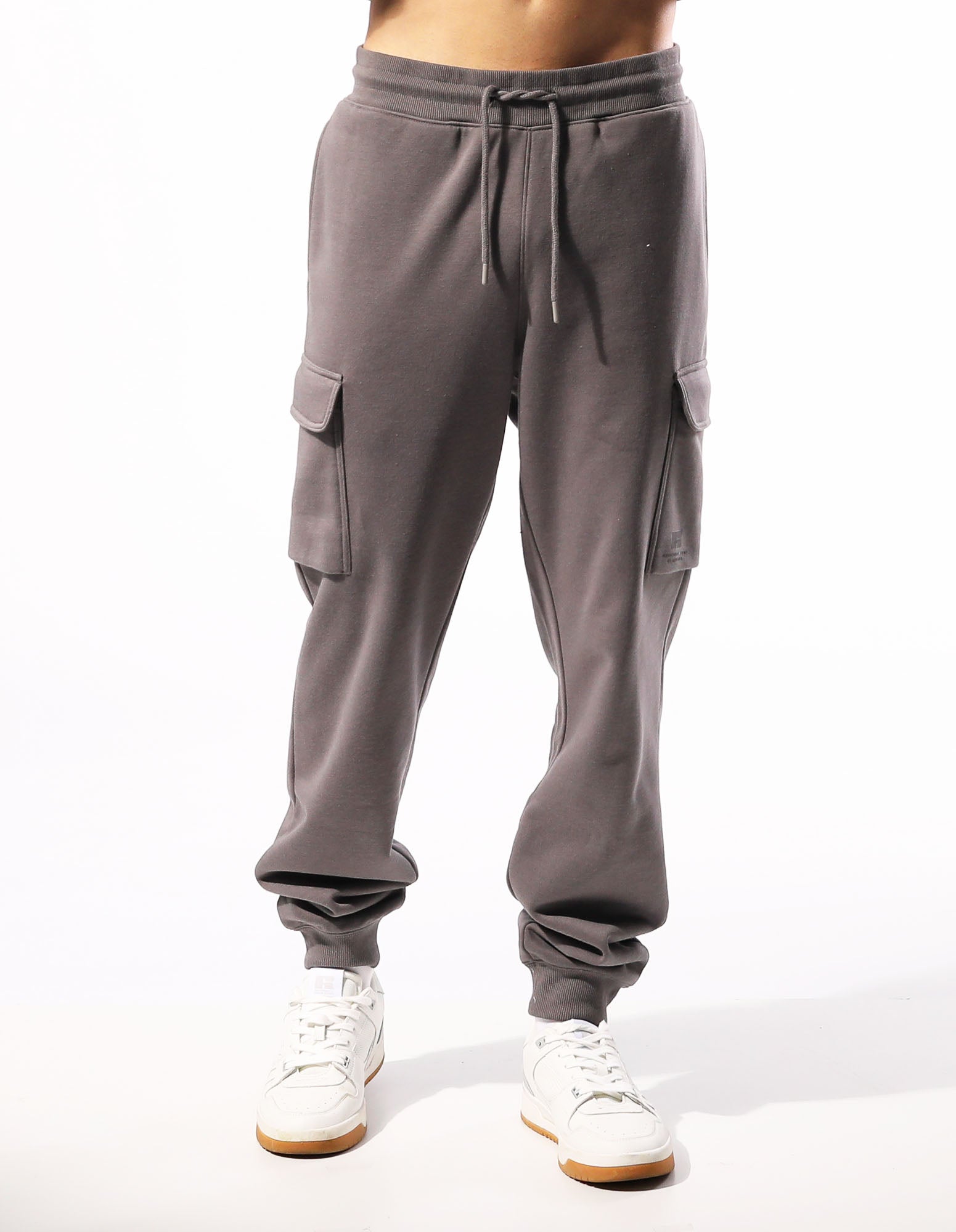 Russell Athletic Australia Men's Brooklyn Cargo Trackpant - Smoke True Since 1902