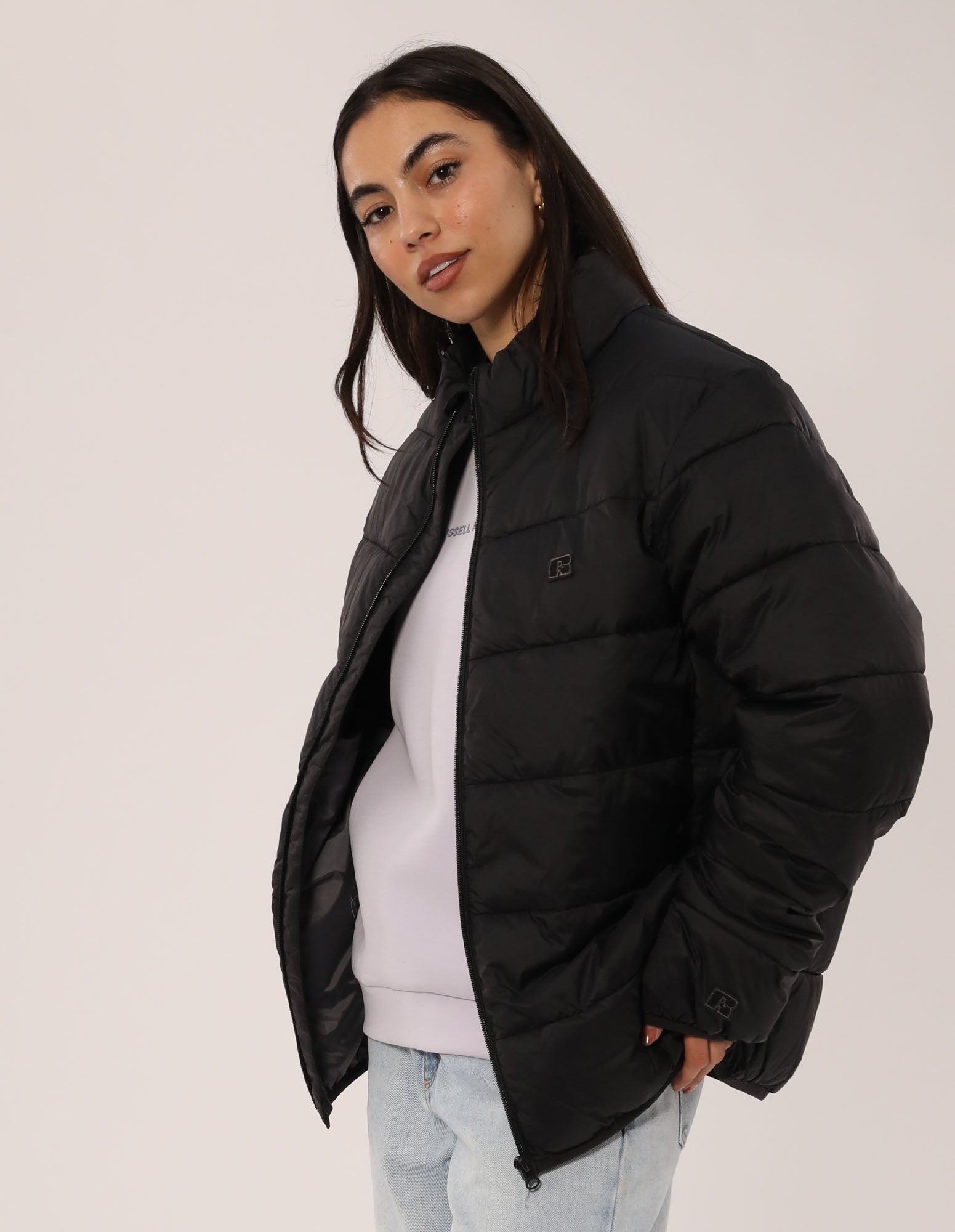 Russell Athletic Australia Unisex R Logo Lightweight Packable Puffer Jacket - Black True Since 1902