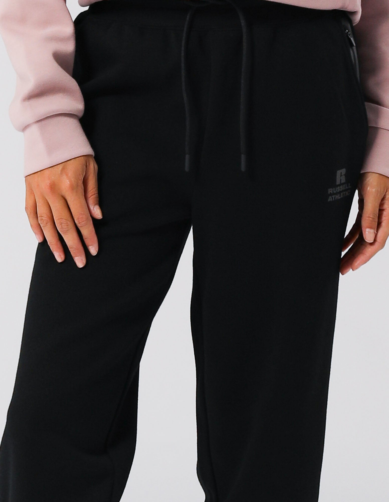 Russell Athletic Australia Women's Active R Tech Slim Trackpants - Black True Since 1902