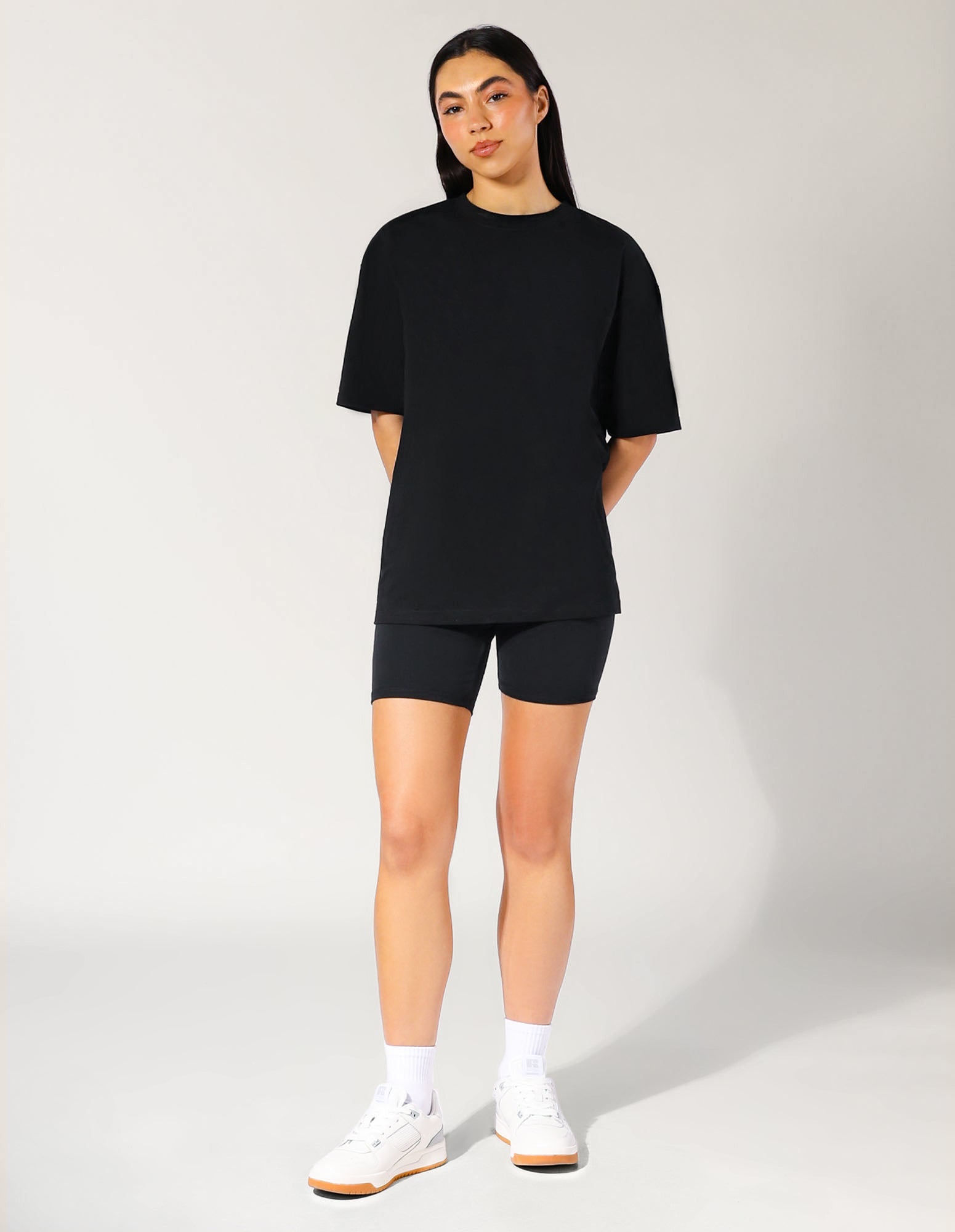 Women's R Logo Bike Short - Black