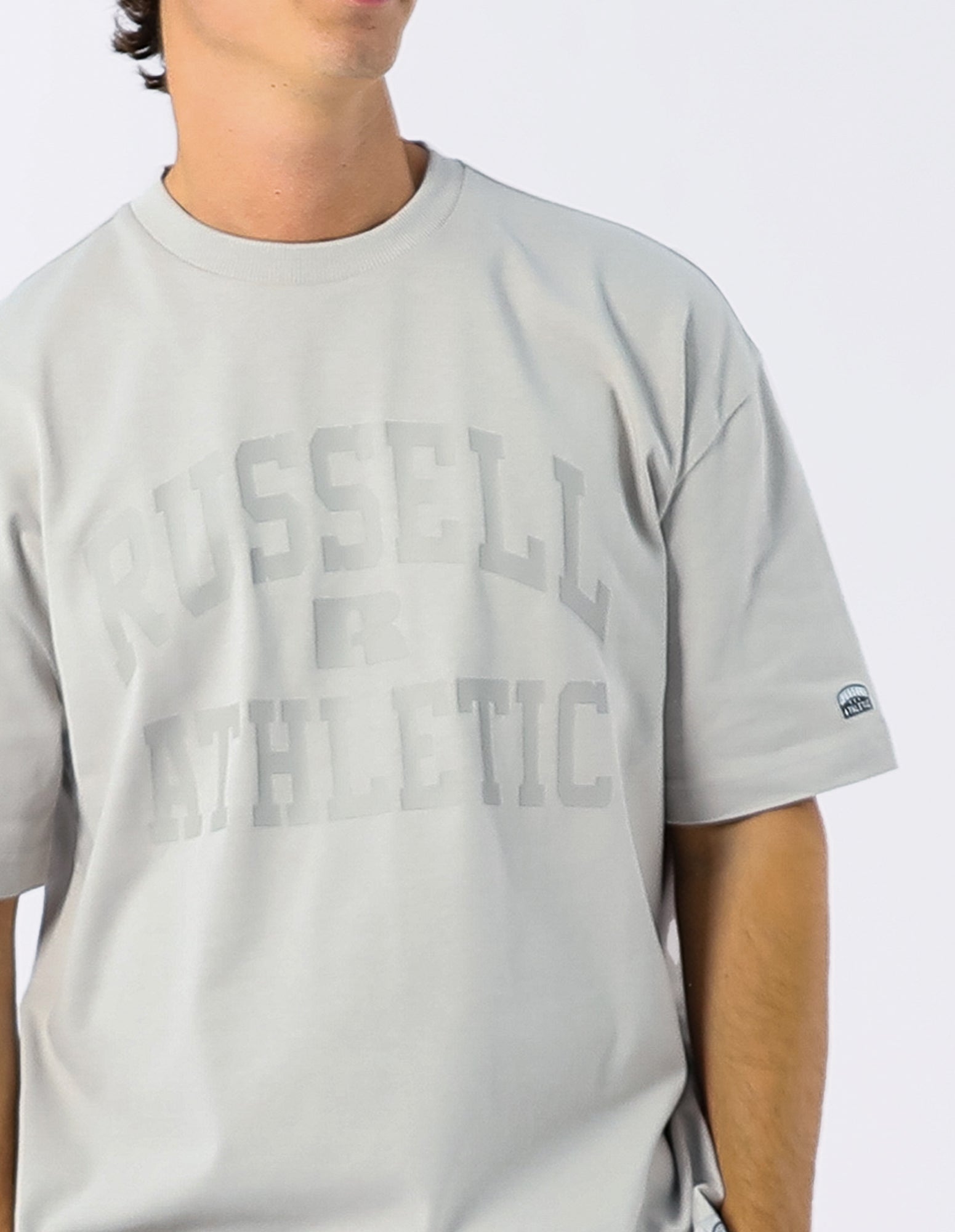 Russell Athletic Australia Eagle Arch Heavyweight Men's Tee - Antarctica True Since 1902