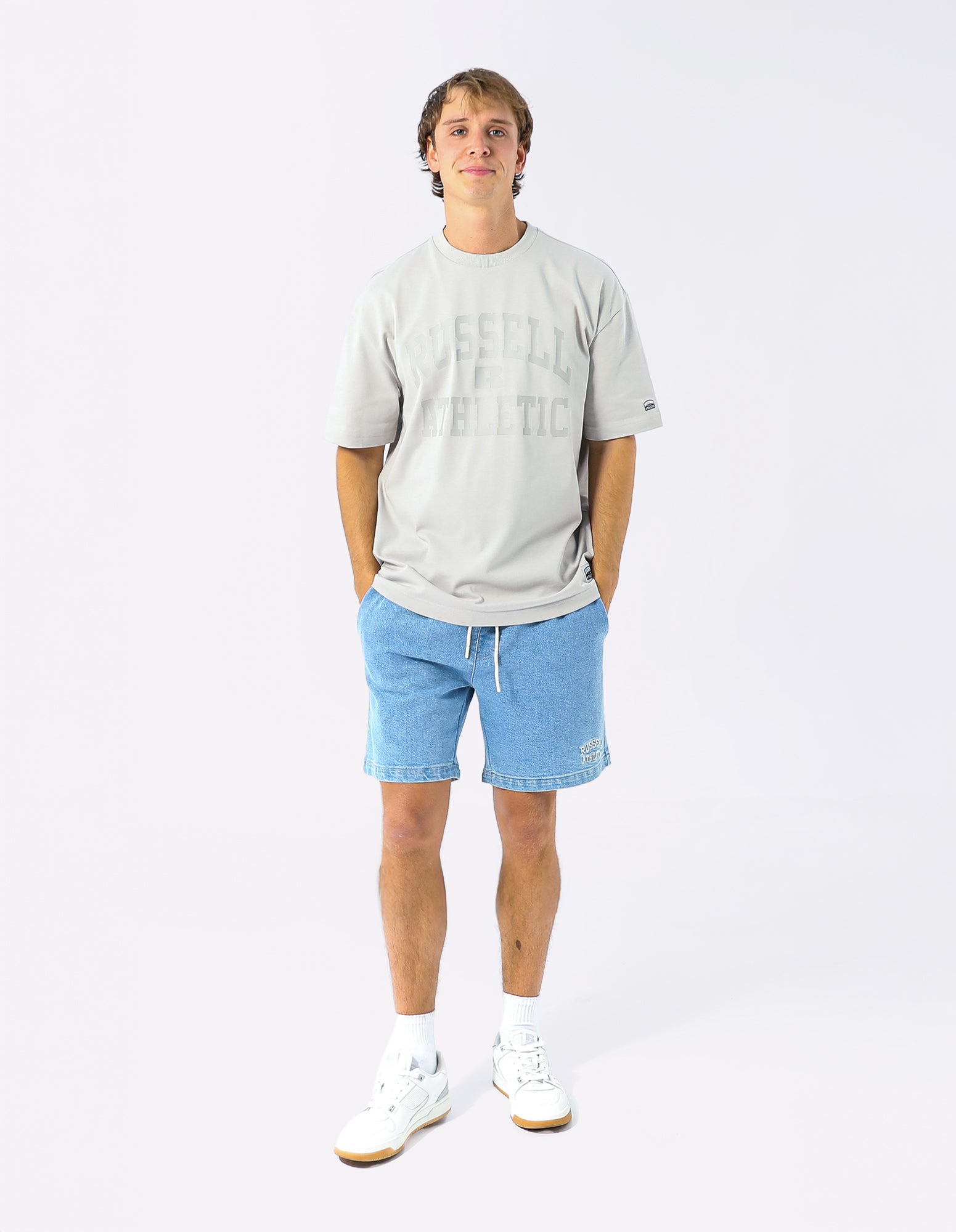 Russell Athletic Australia Eagle Arch Heavyweight Men's Tee - Antarctica True Since 1902