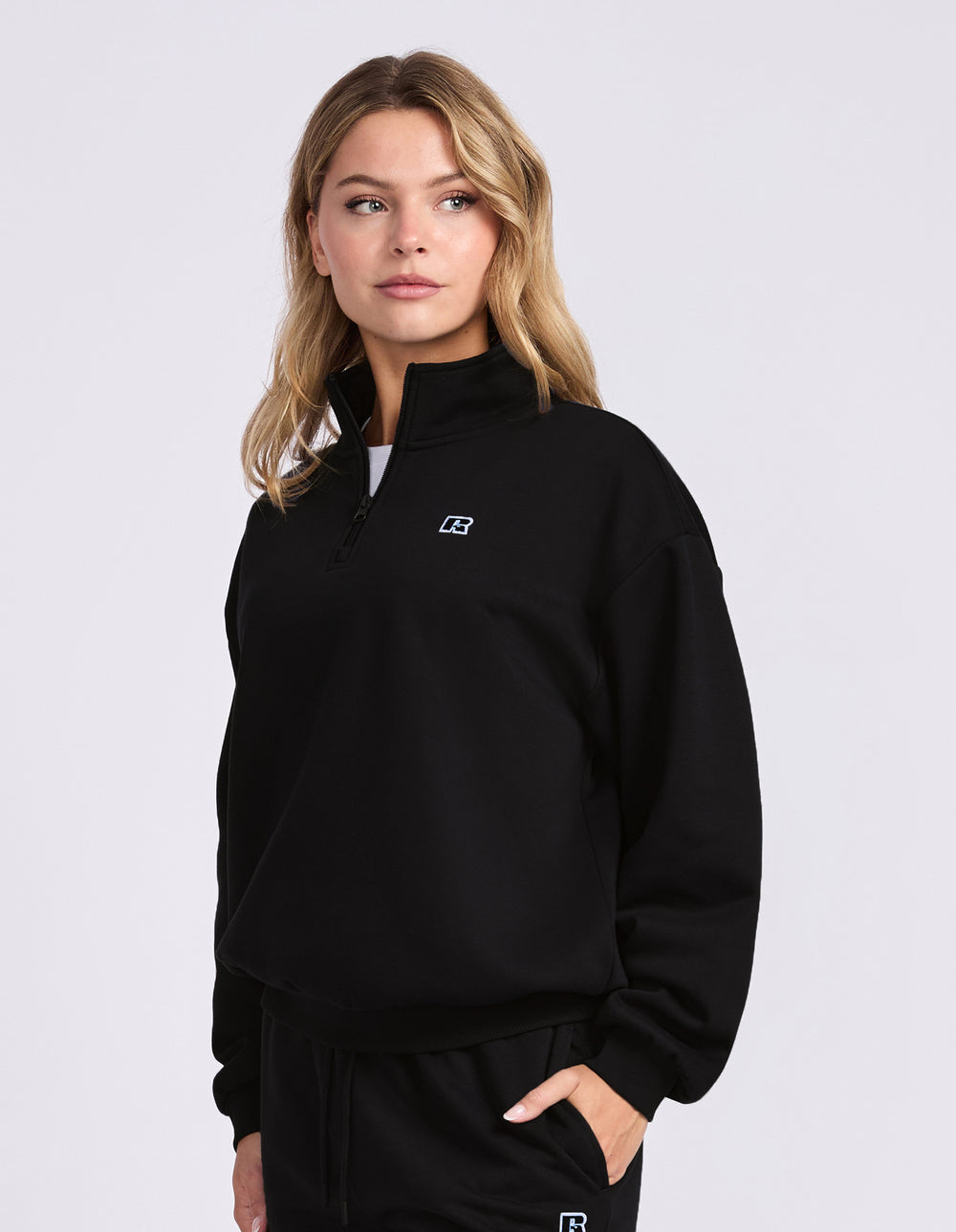 R Logo Women's Quarter Zip - Black