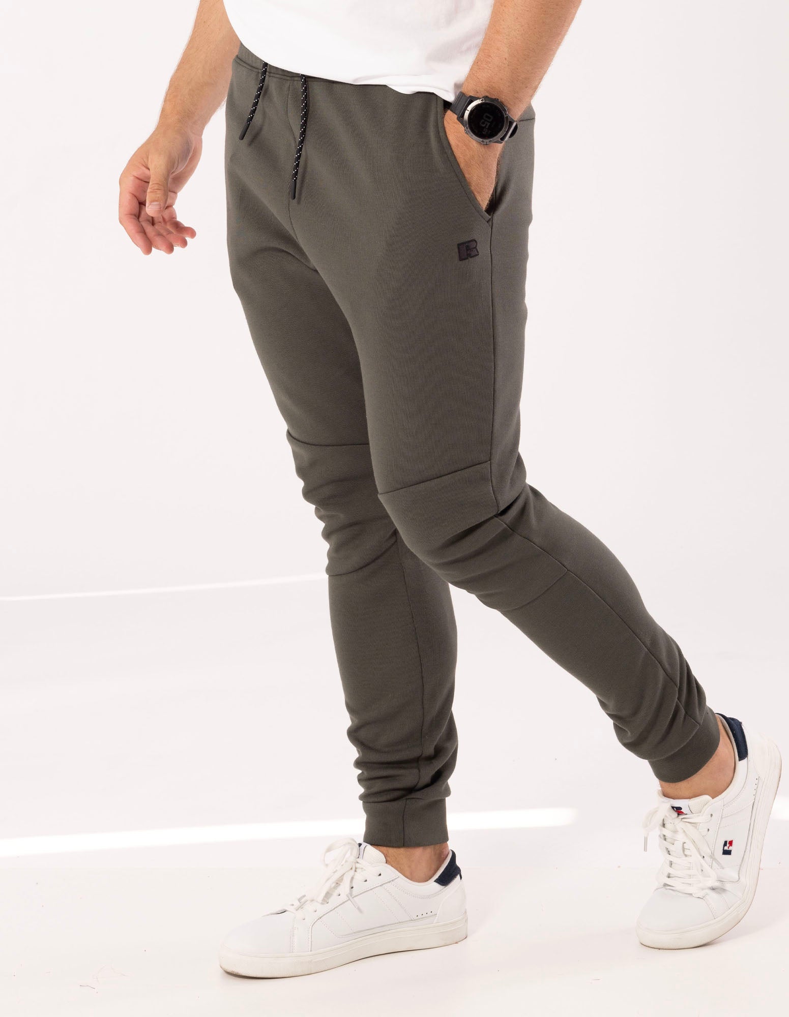 Russell Athletic Australia Men's Typhooon Trackpant - Olive True Since 1902