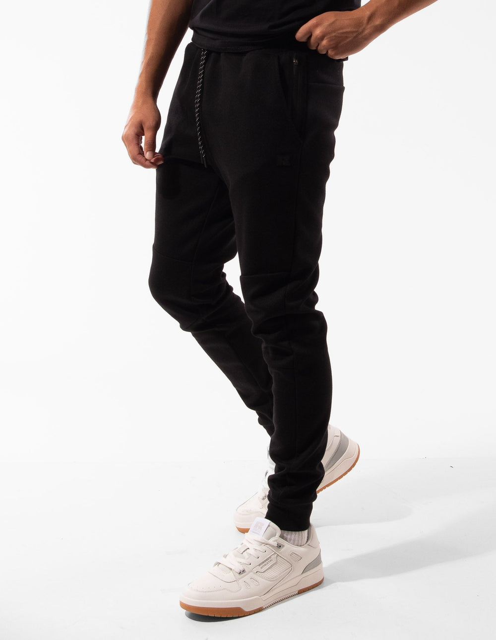 Russell Athletic Australia Men's Typhoon Track Pant - Black True Since 1902
