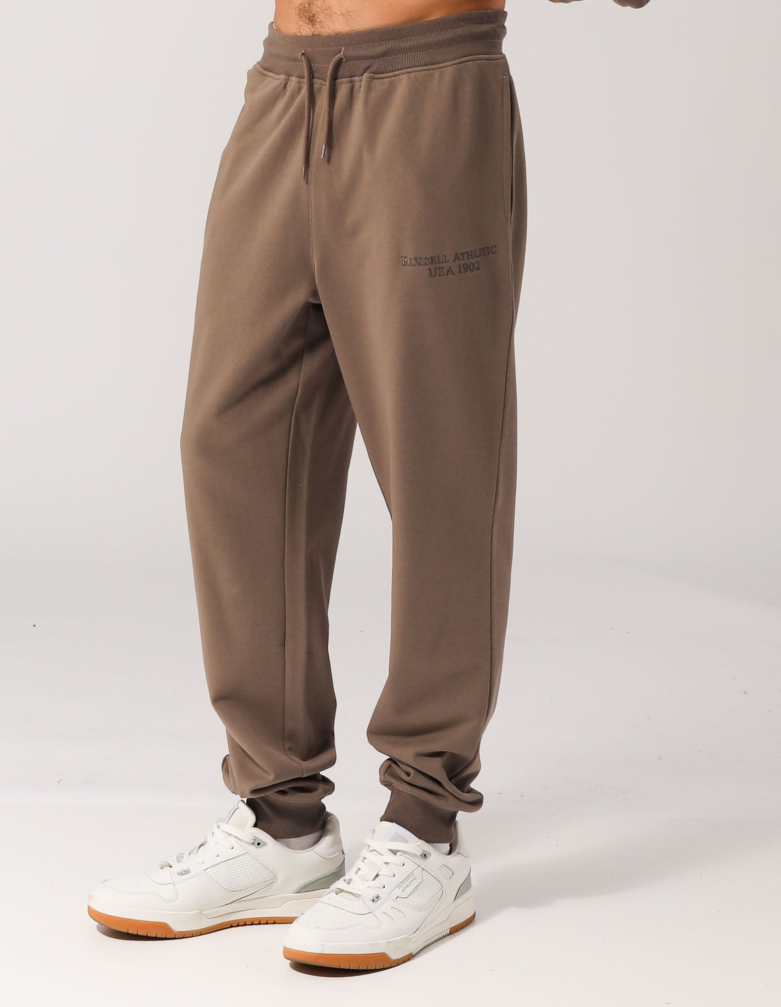 Russell Athletic Australia Men's USA 1902 Cuff Trackpant - Mocha True Since 1902