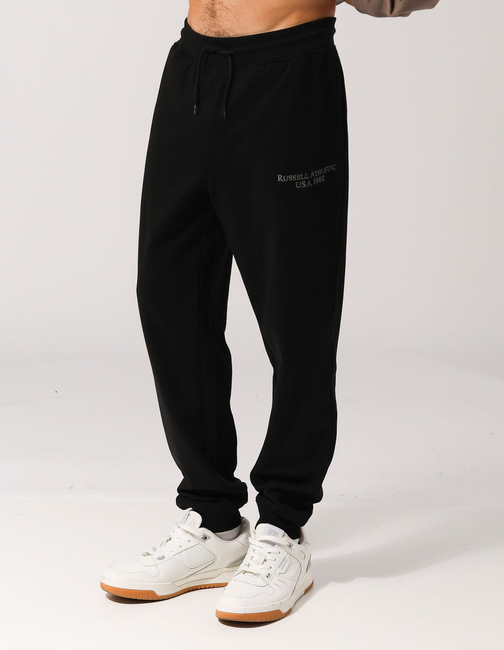 Russell Athletic Australia Men's USA 1902 Cuff Trackpant - Black True Since 1902