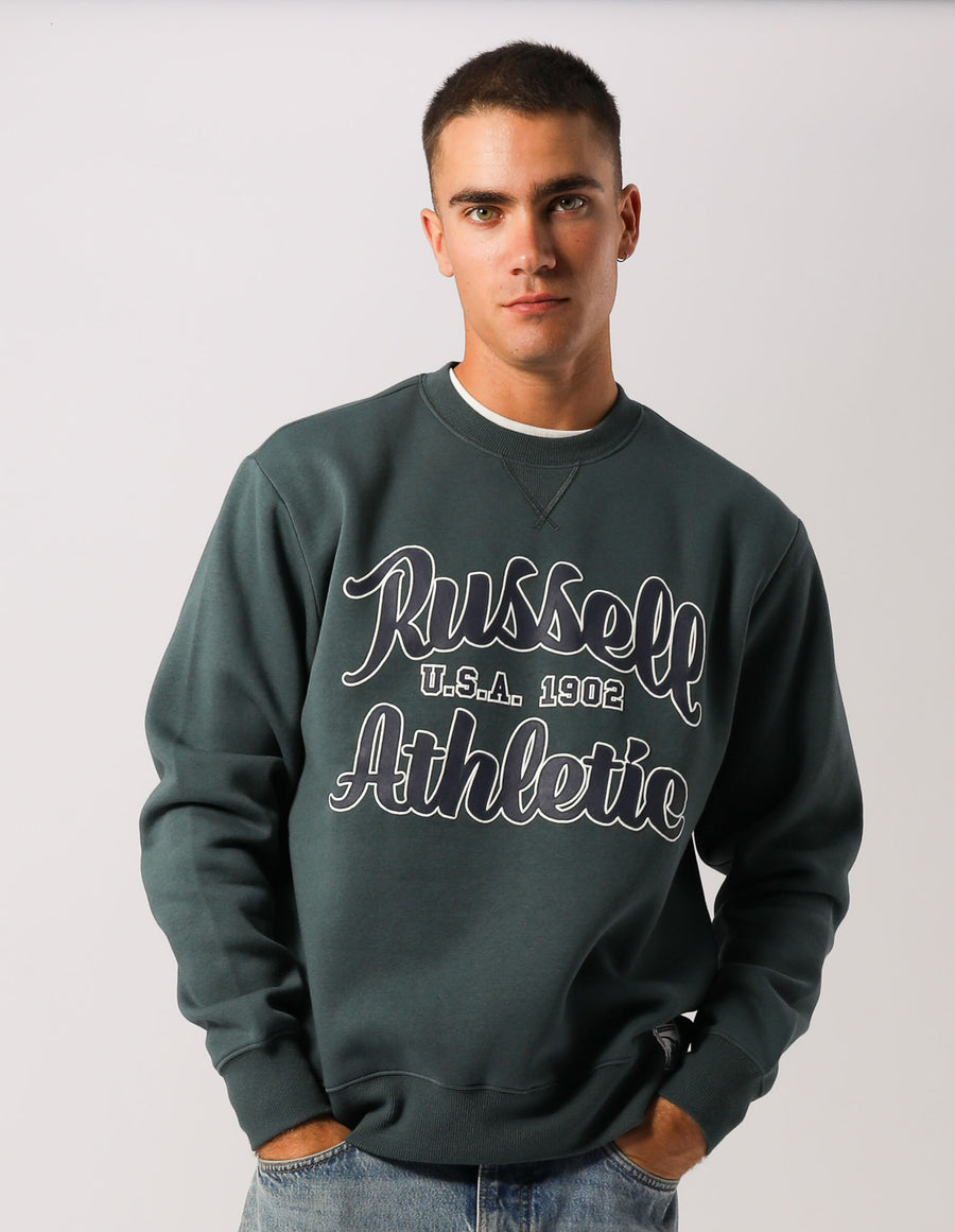 Russell Athletic Australia Russell Athletics Mens Script Arch Crew - Bottlebrush True Since 1902