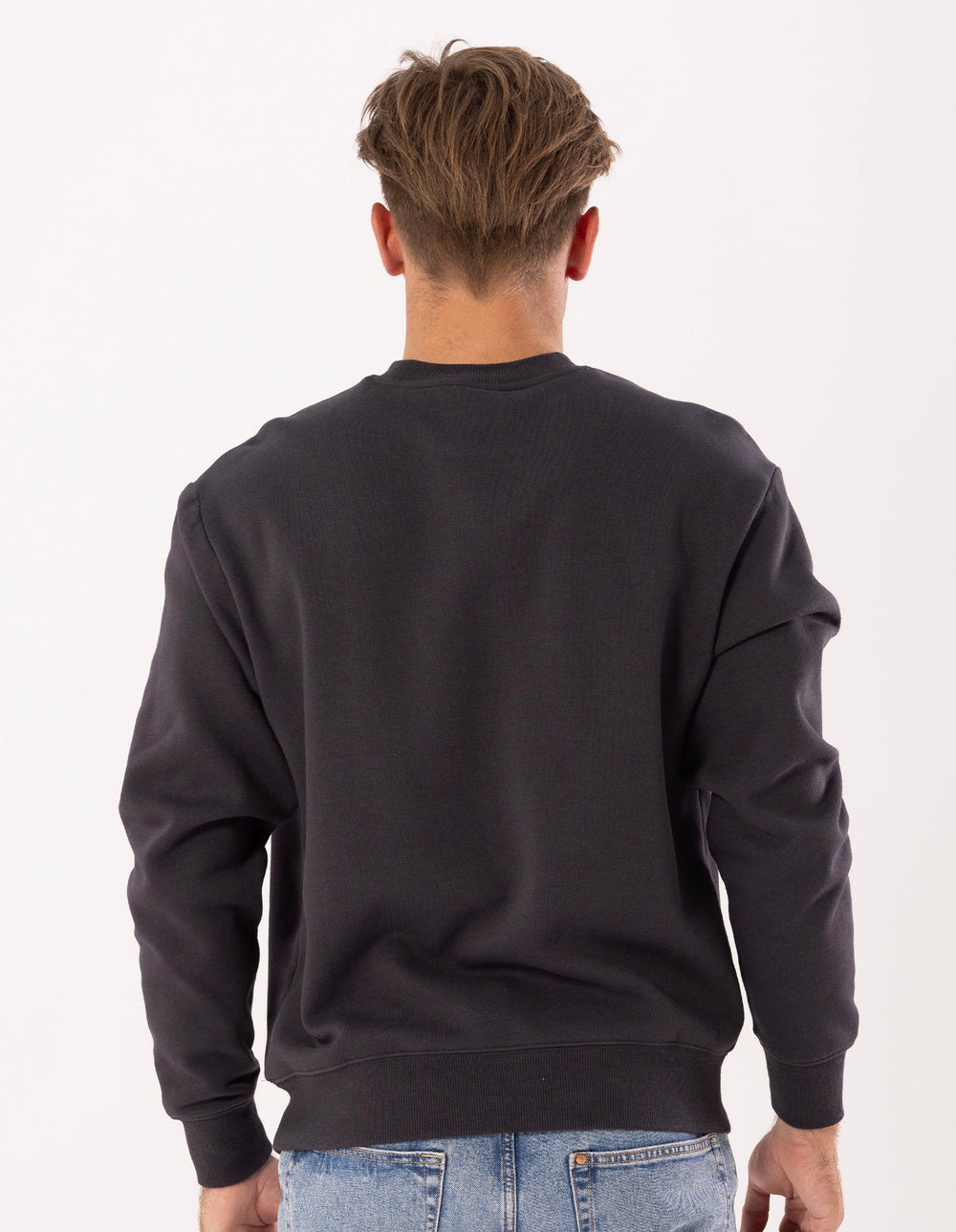 Russell Athletic Australia Men's R Logo Crew - Charcoal True Since 1902