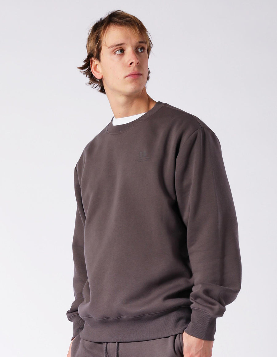 Men’s Brooklyn Crew Sweat - Peat Colour | Russell Athletic