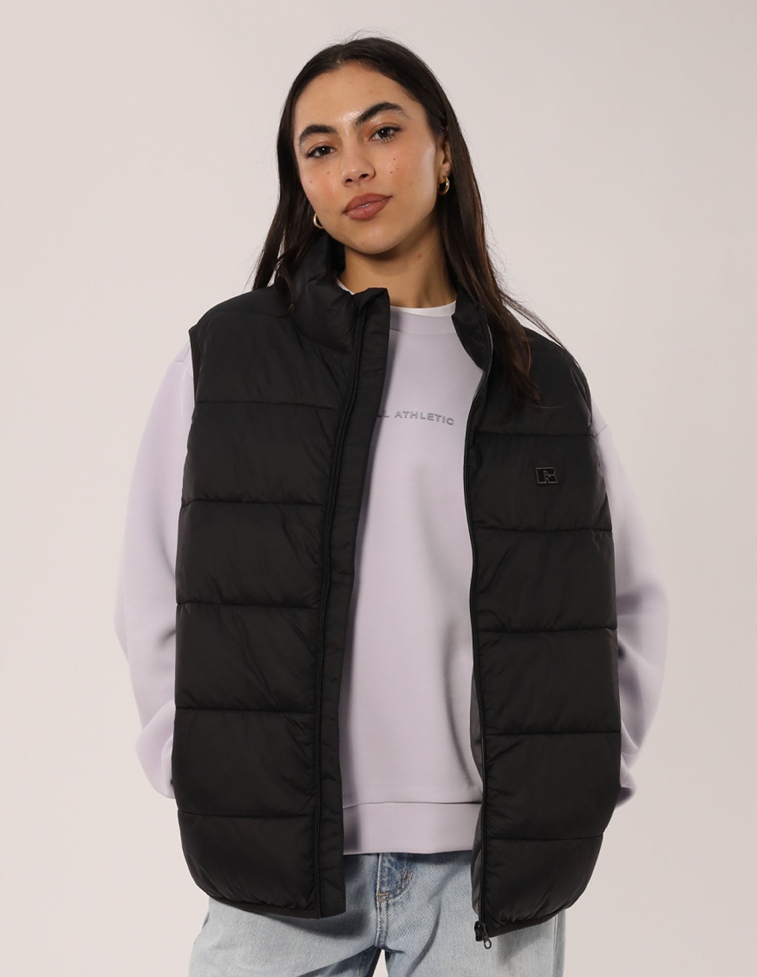 Russell Athletic Australia Unisex R Logo Lightweight Packable Puffer Vest - Black True Since 1902