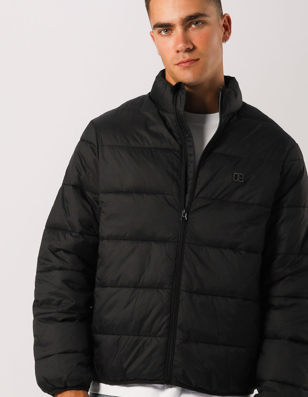 Russell Athletic Australia R Logo Lightweight Packable Puffer Jacket - Black True Since 1902