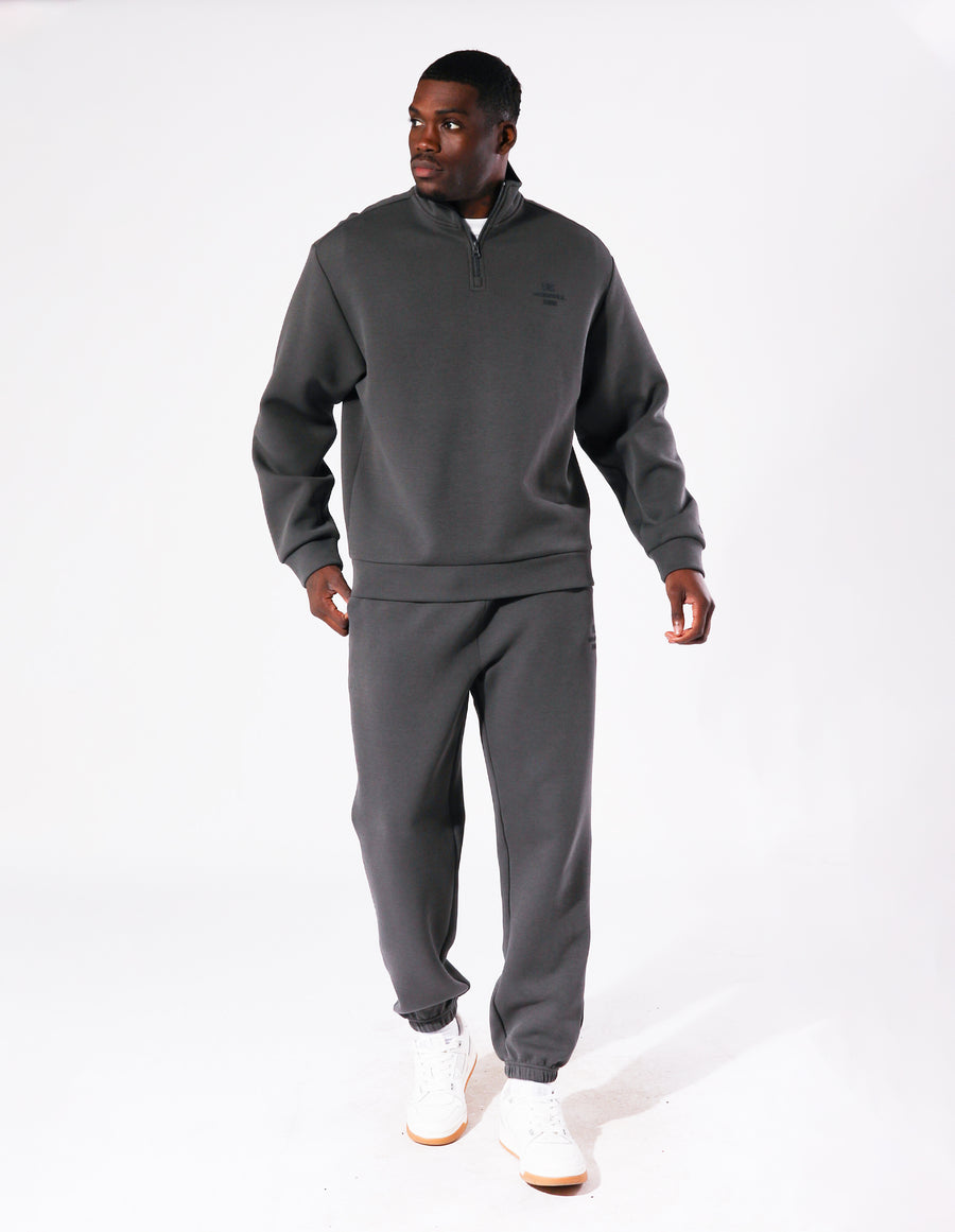 Russell Athletic Australia Men's R Tech Leisure 1902 Quarter Zip - Iron True Since 1902
