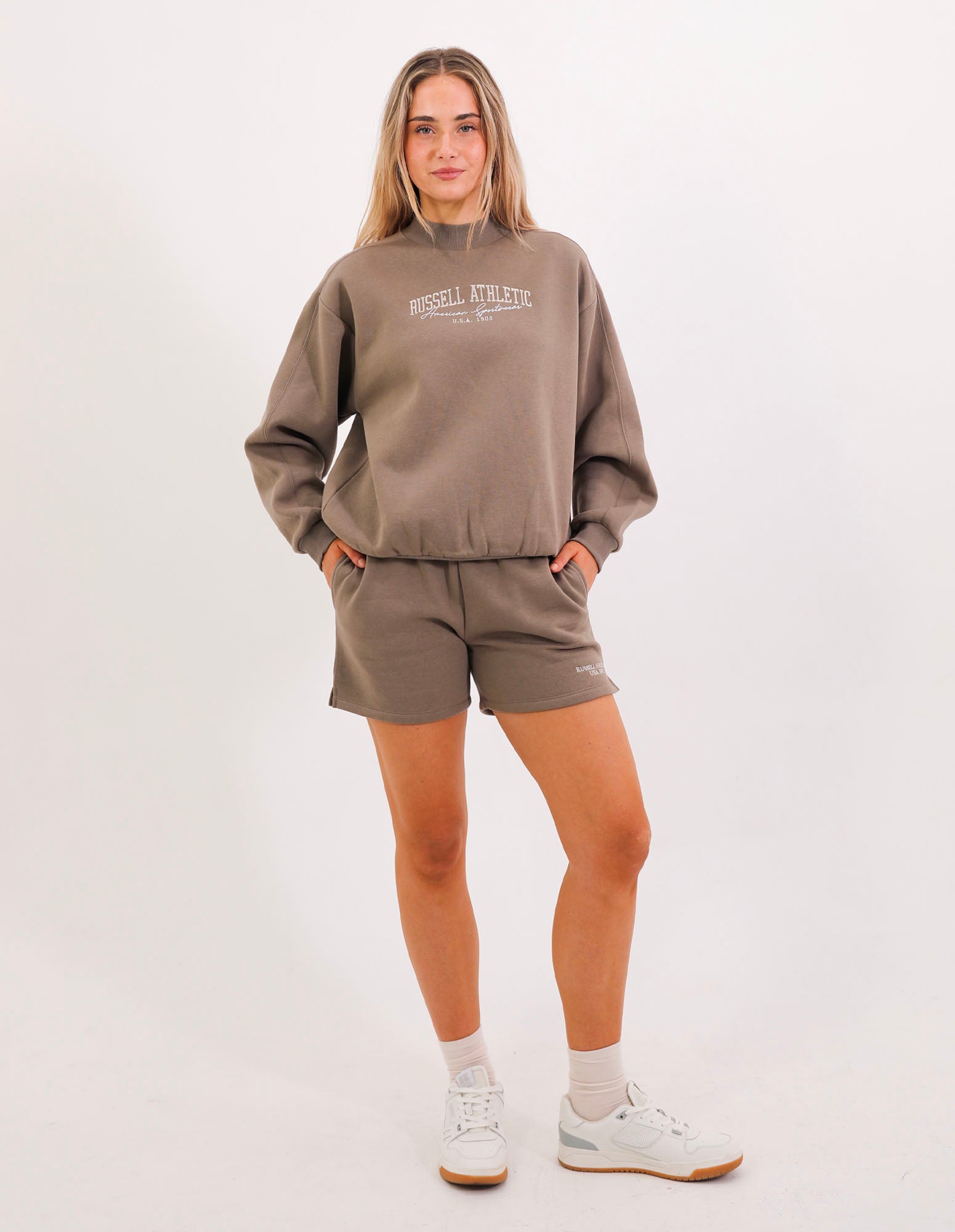 USA 1902 Women's Short - Mocha