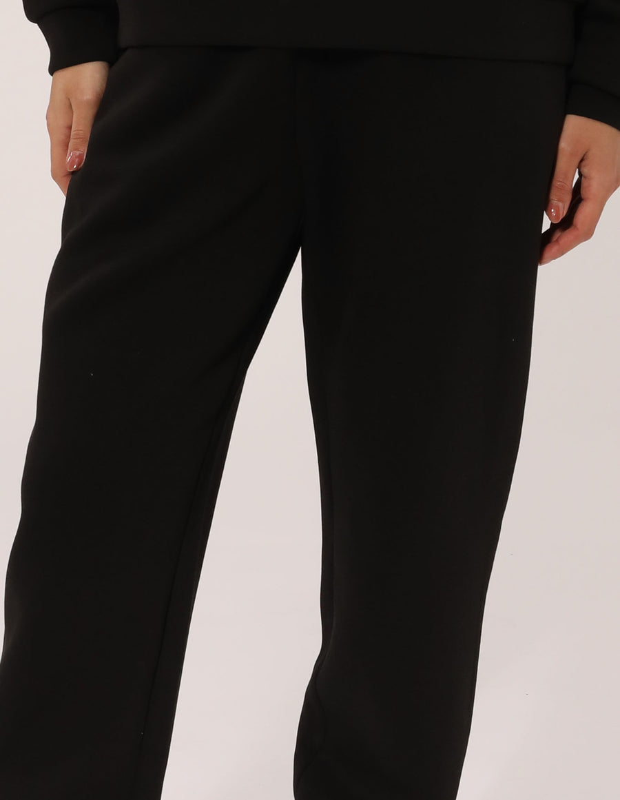 Russell Athletic Australia Women's R Tech Leisure Cuff Trackpant - Black True Since 1902