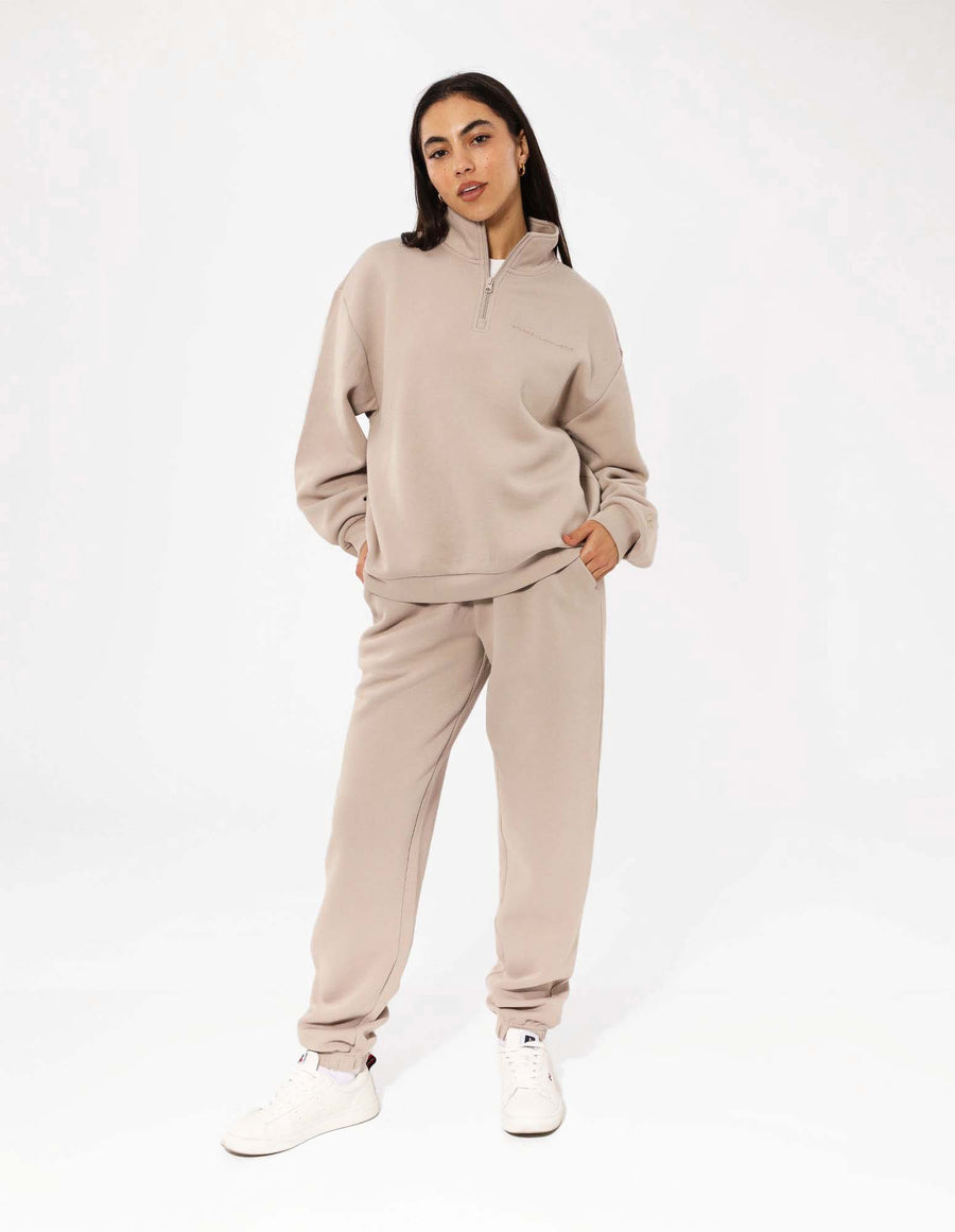 Russell Athletic Australia Women's R Tech Leisure Cuff Trackpant - String True Since 1902