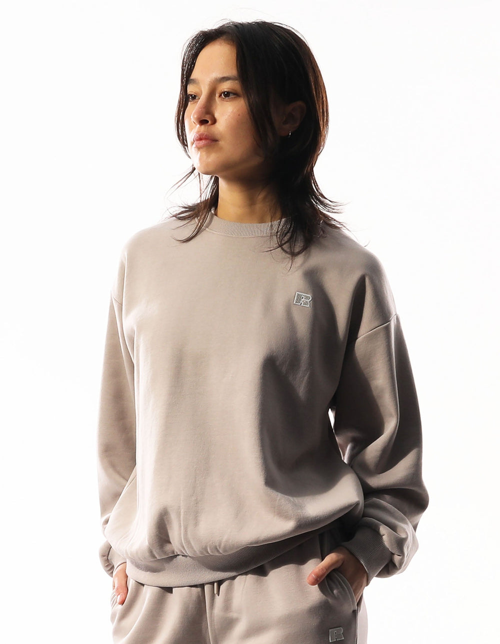 Russell Athletic Australia Women's R Logo Crew - String True Since 1902