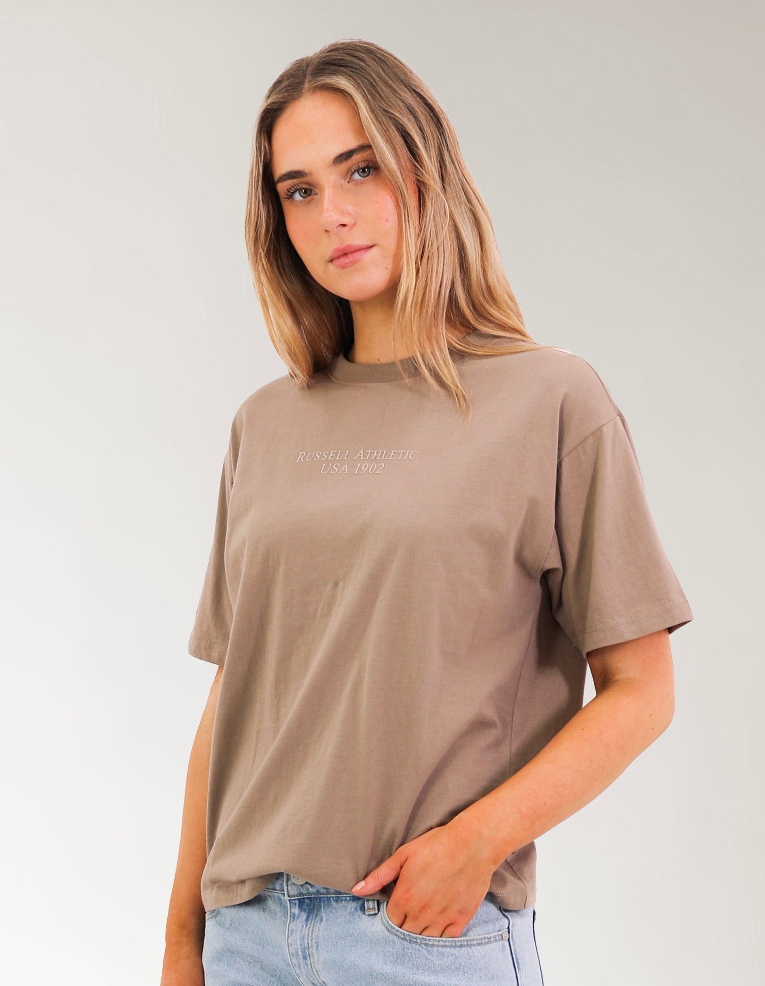 Russell Athletic Australia USA 1902 Women's T-Shirt - Mocha Brown True Since 1902