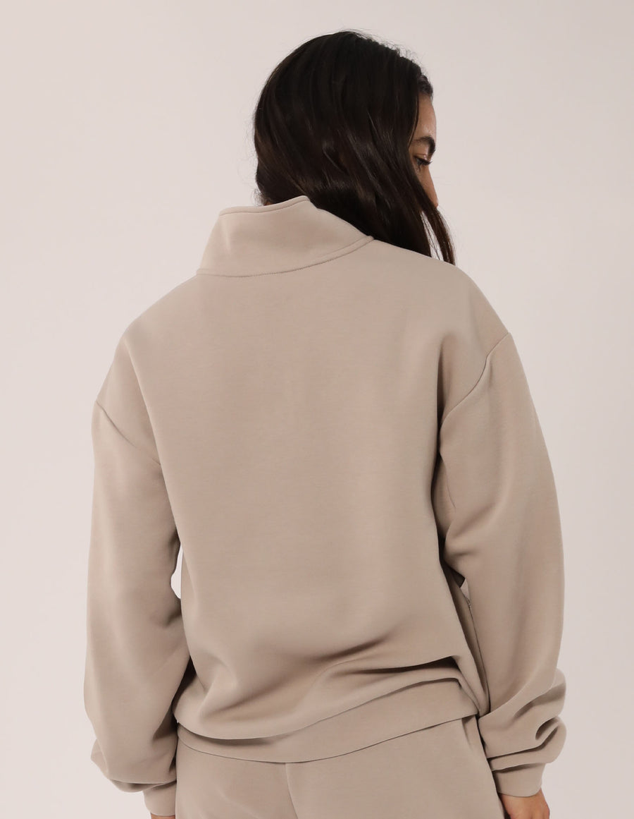 Russell Athletic Australia Women's R Tech Leisure Quarter Zip - String True Since 1902